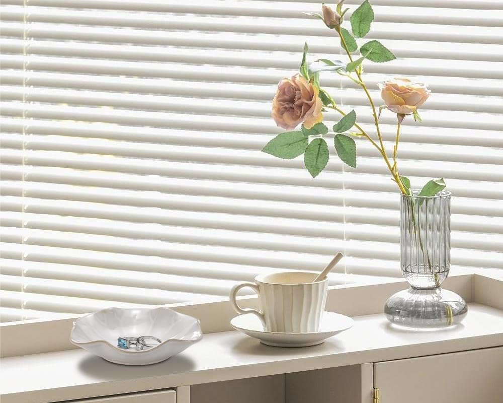 Lotus Leaf Shape Decorative Ring Tray, Small Key Bowl, Ceramic Trinket Tray Jewelry Dish Organizing Necklace Earrings, Home Decoration for Mom Best Friend Sister, Pink.