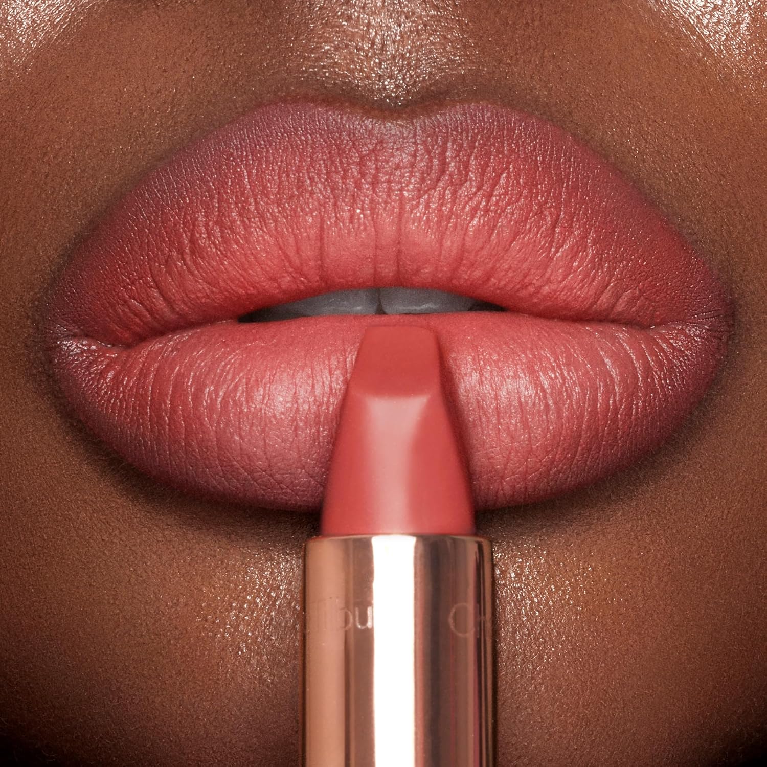 Charlotte Tilbury Matte Revolution Lipstick - Long Lasting, Matte Lipstick with Buildable Color & Lip-Loving Ingredients - Creamy, Easy to Blend Formula