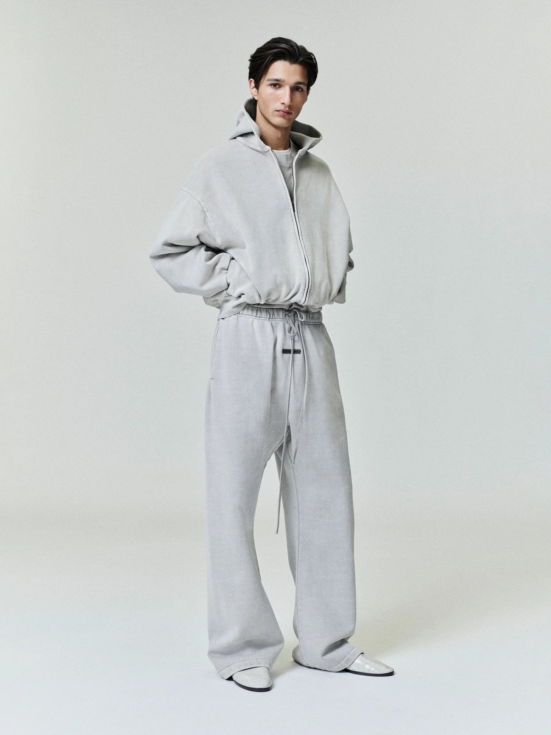 FEAR OF GOD ESSENTIALS Embroidered Classic Full Zip Hoodie