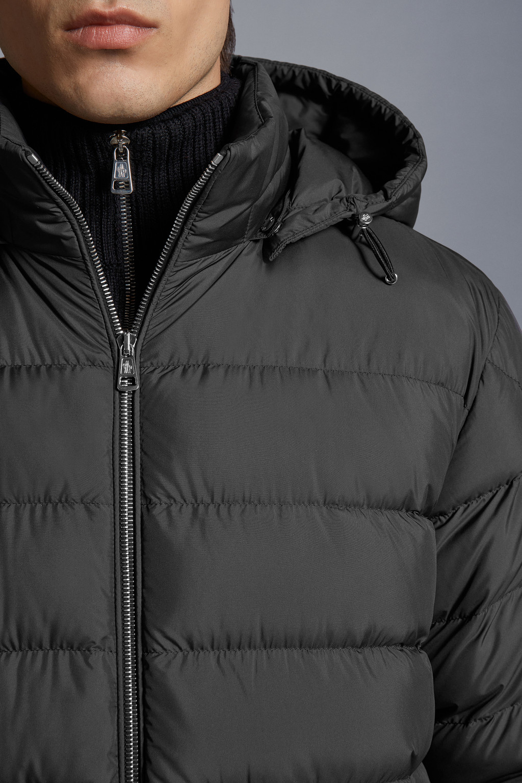 Arneb Short Down Jacket