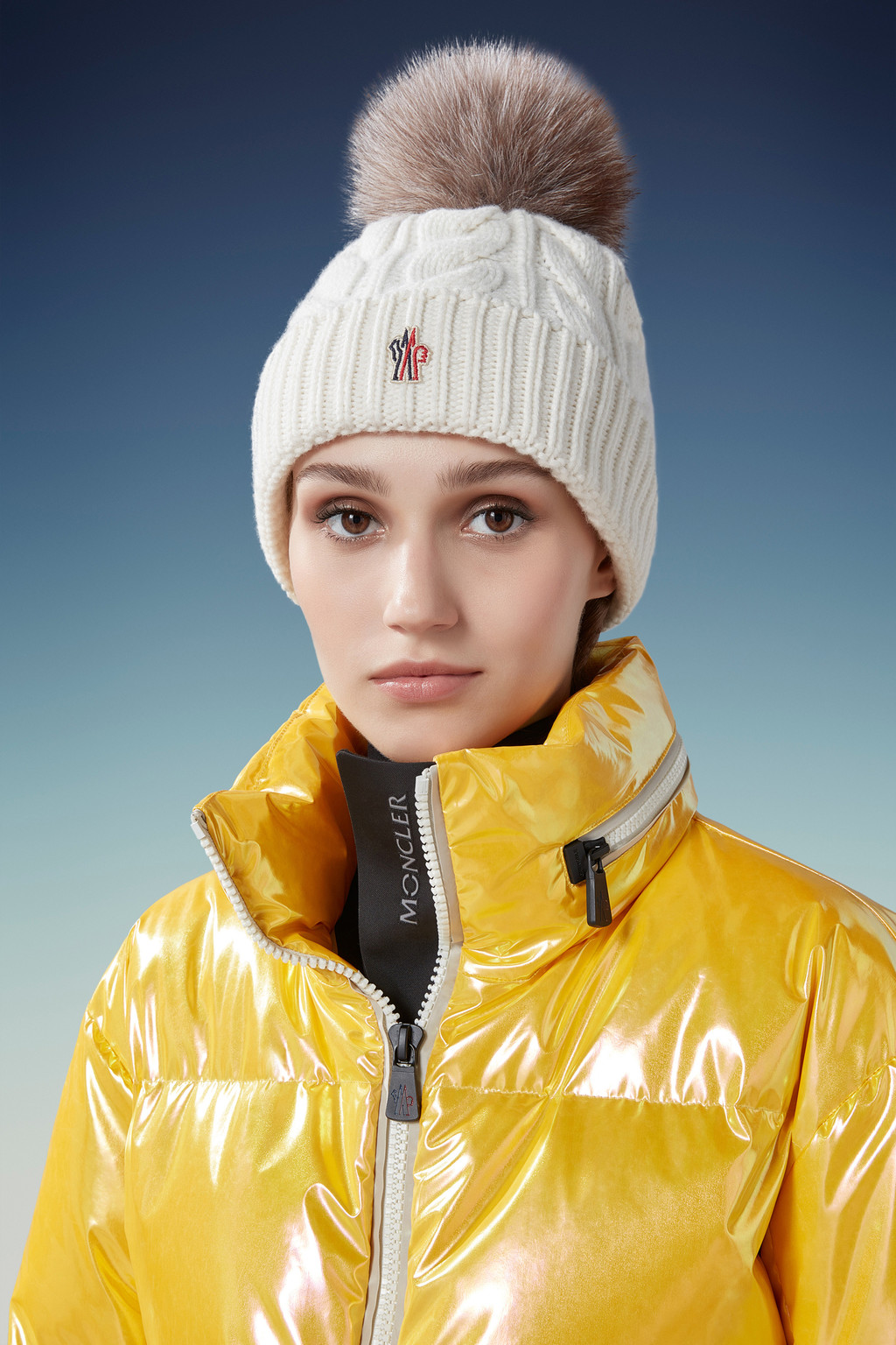 Beanie whith Pom Pom