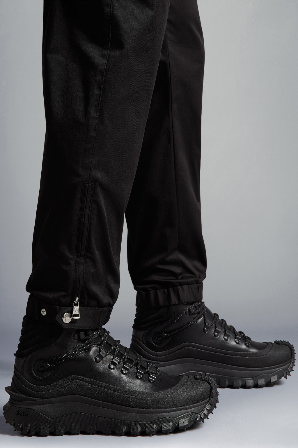 Gabardine Jogging Pants