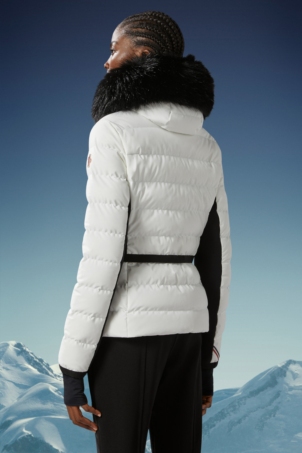 Lamoura Short Down Jacket