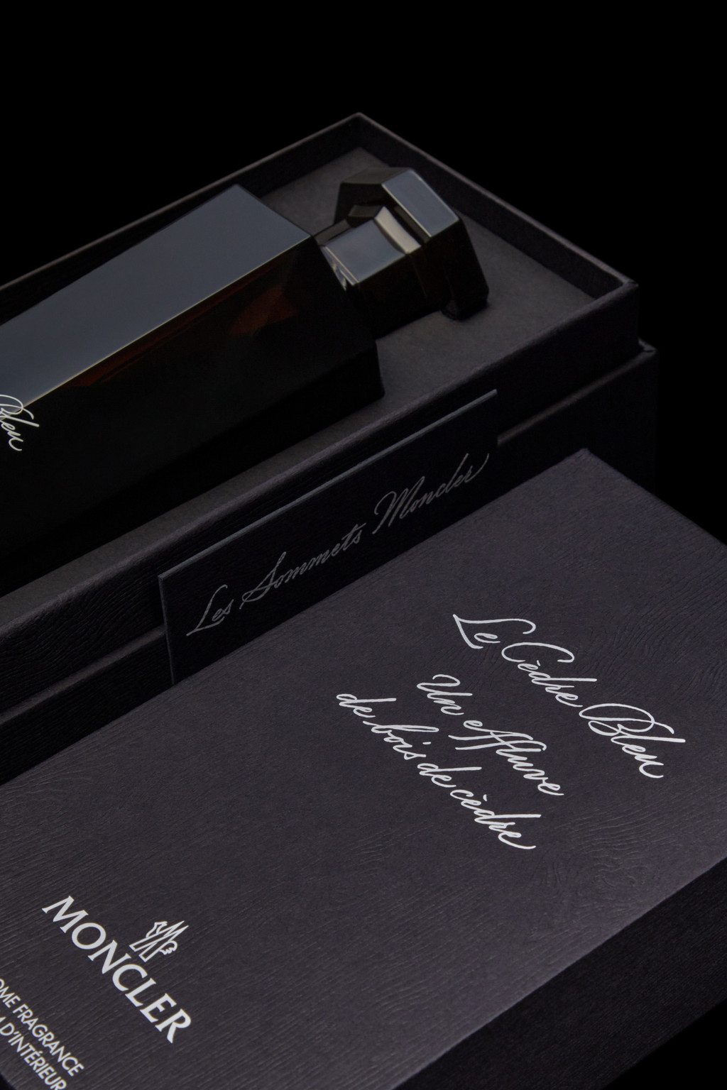 Le Cedre Bleu Home Fragrance 5 Oz.