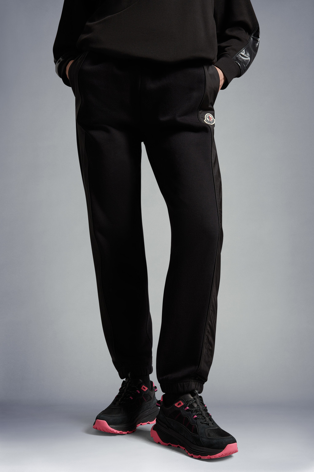 Lite Runner Low Top Sneakers