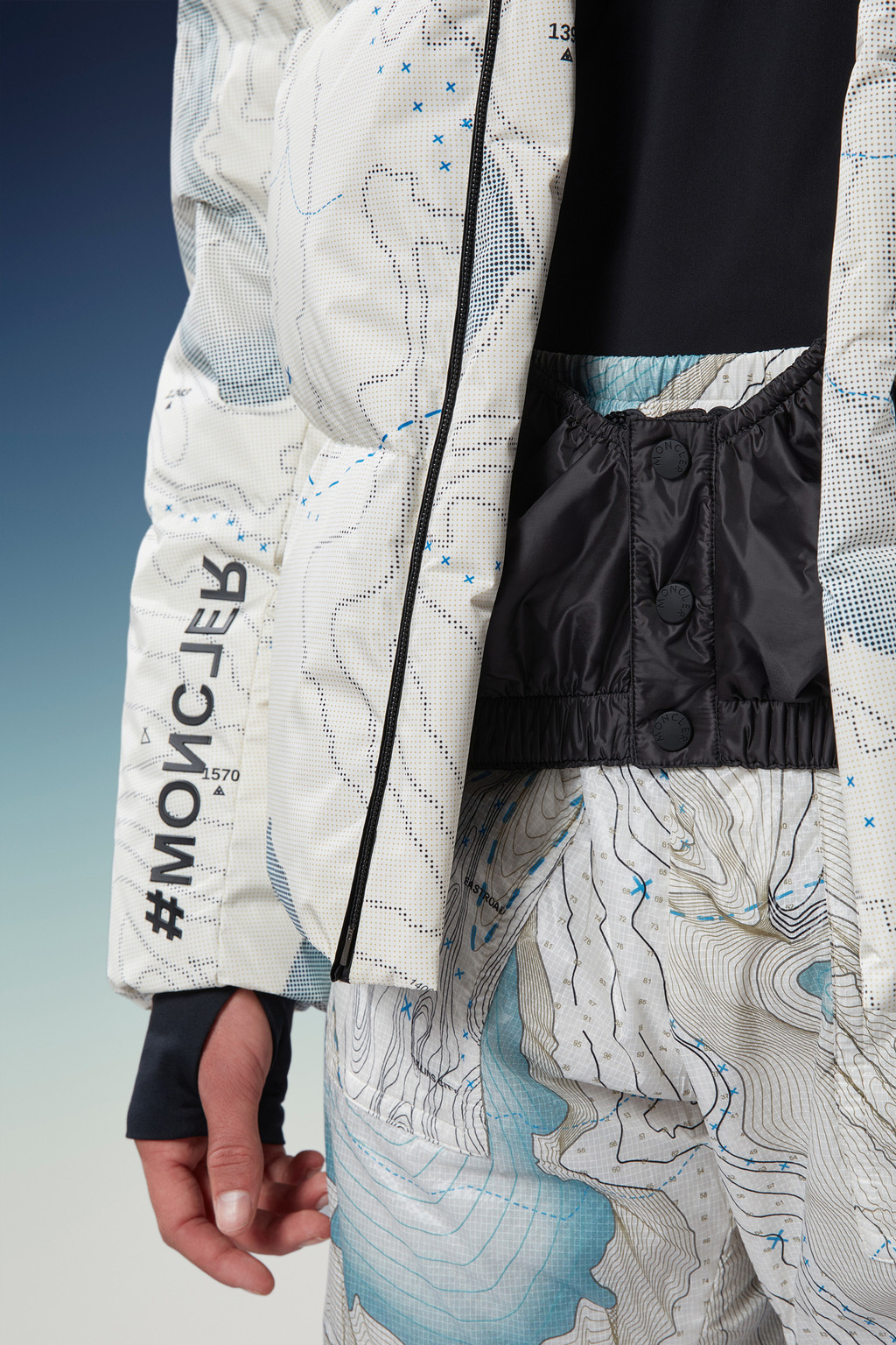 Mazod Short Down Jacket