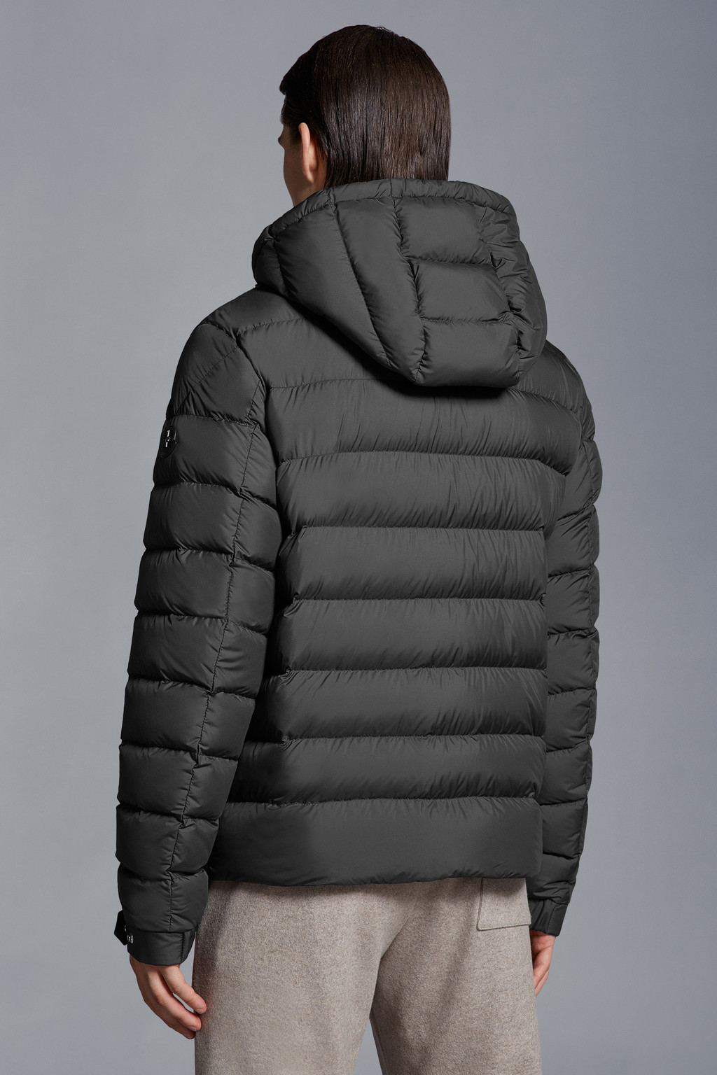 Arneb Short Down Jacket