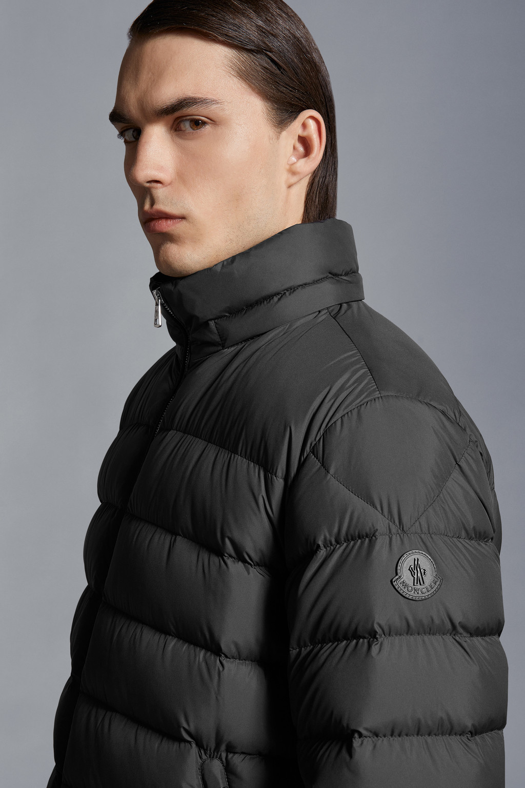 Arneb Short Down Jacket