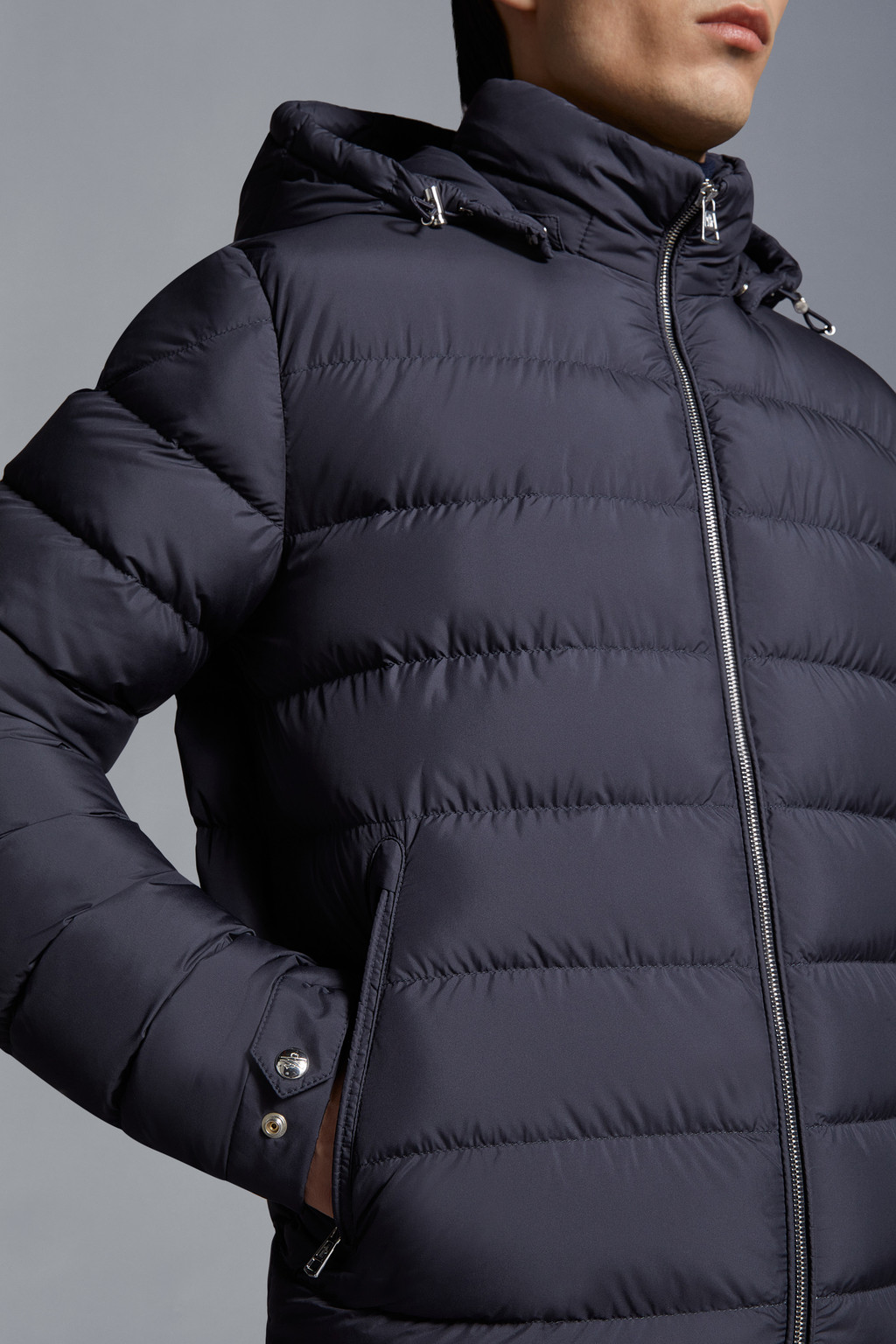 Arneb Short Down Jacket