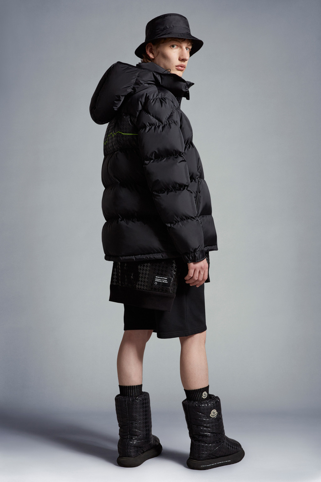 Acanthus Short Down Jacket