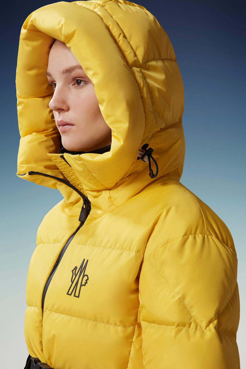 Bouquetin Short Down Jacket