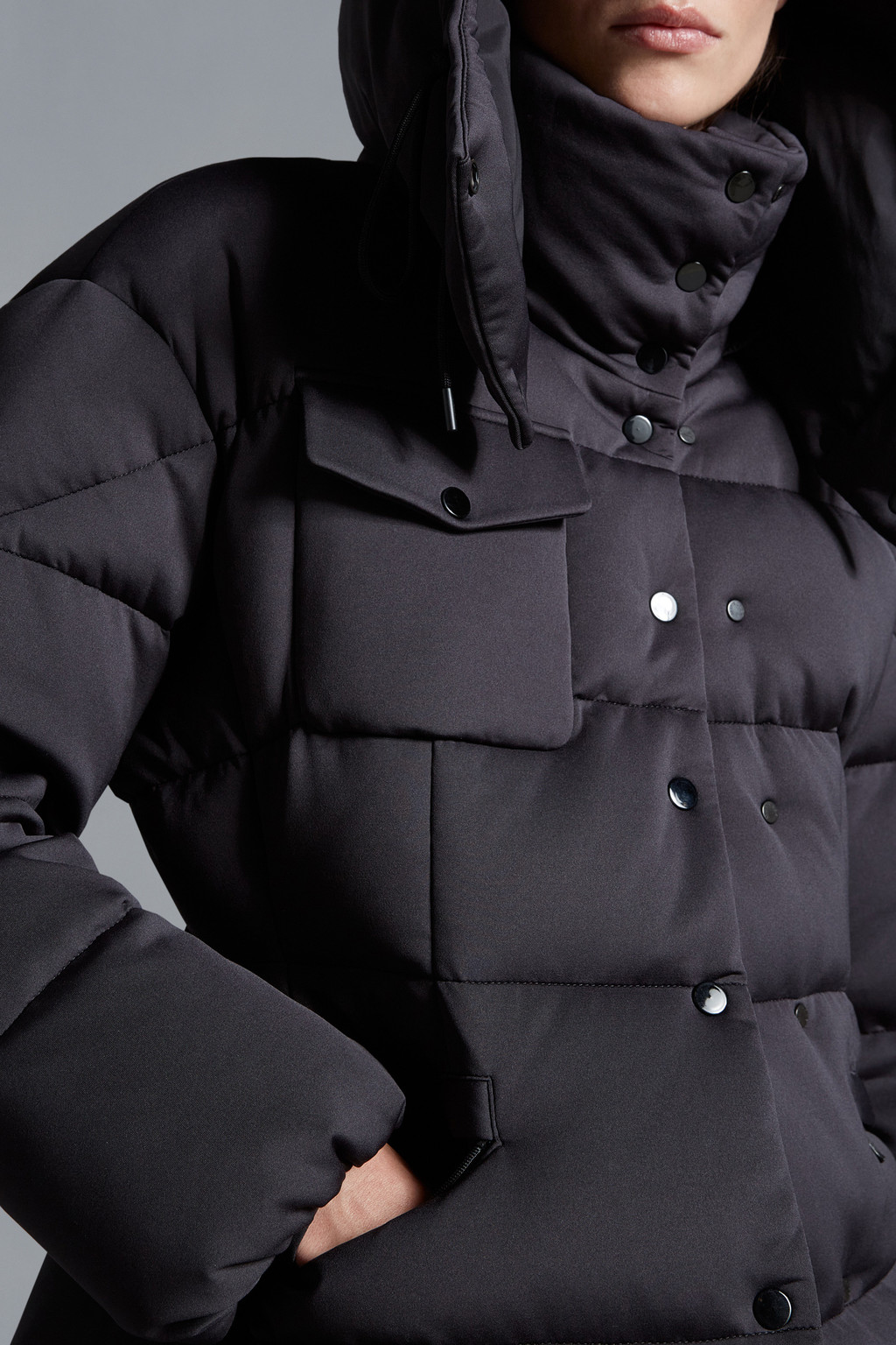 Moncler Karakorum Short Down Jacket Women