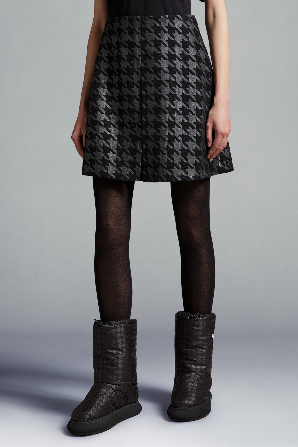 Houndstooth Mini Skirt