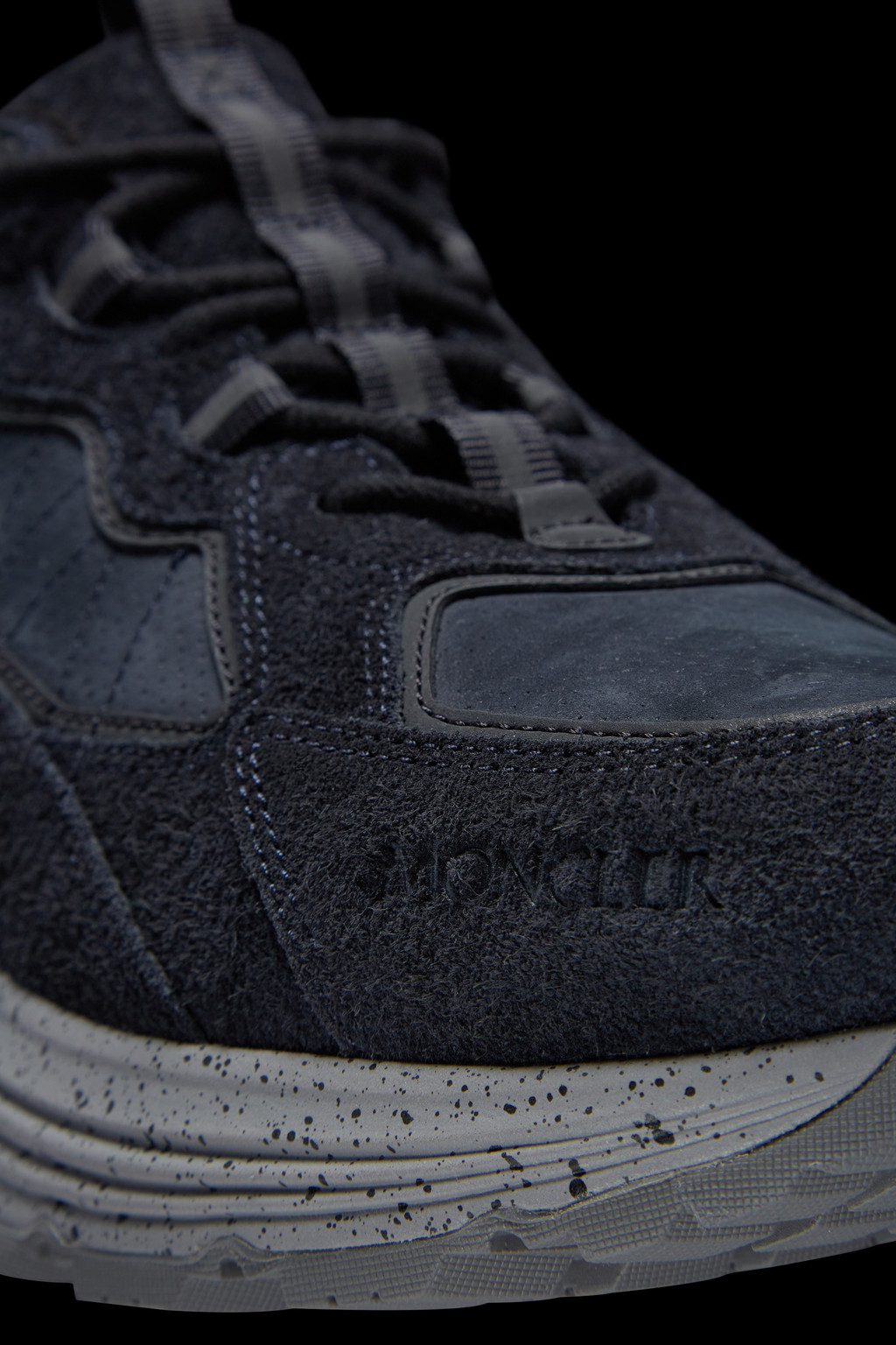 Lite Runner Sneakers