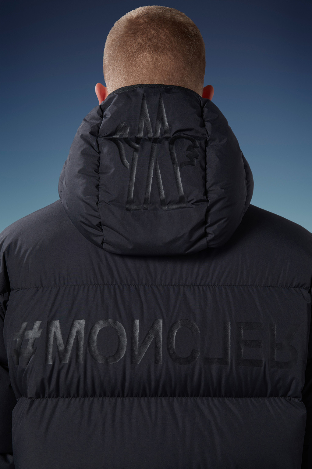 Adret Short Down Jacket