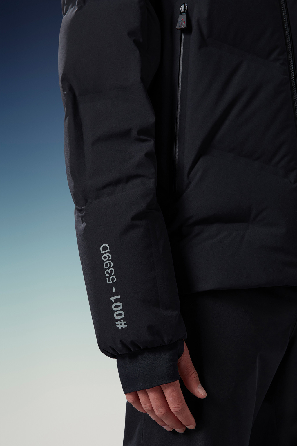 Arcesaz Short Down Jacket