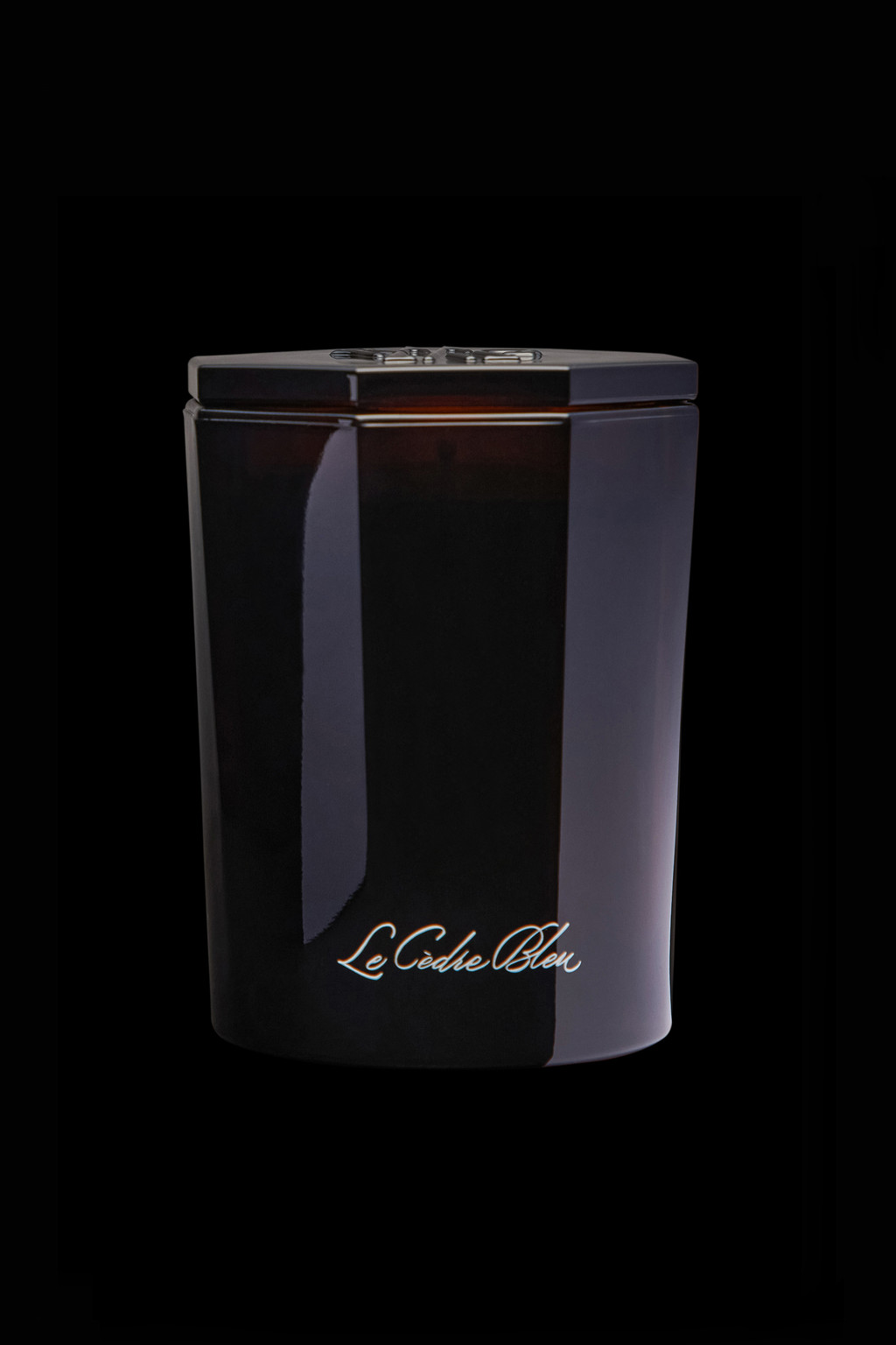 Le Cedre Bleu Scented Candle 7 Oz.