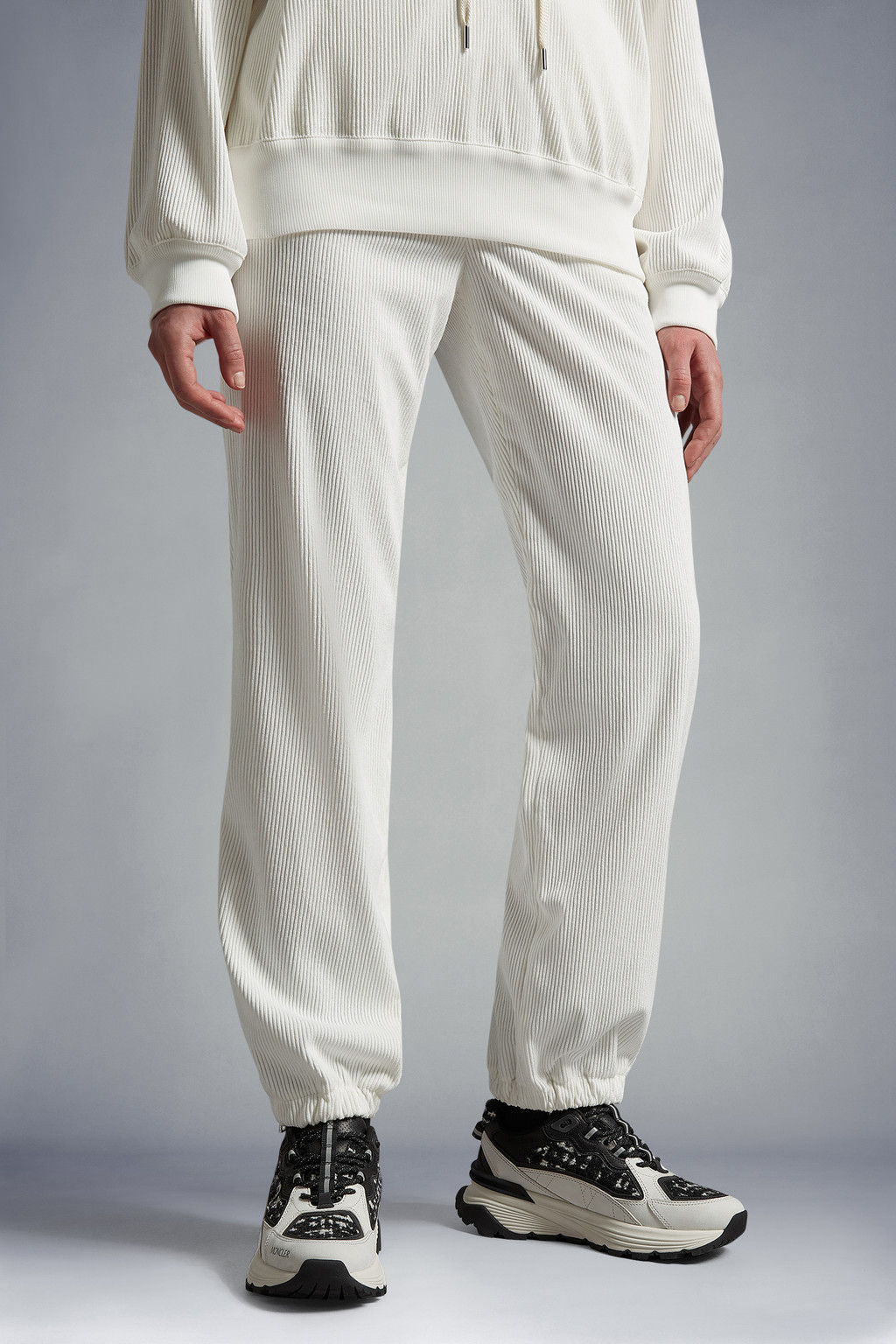 Lite Runner Sneakers