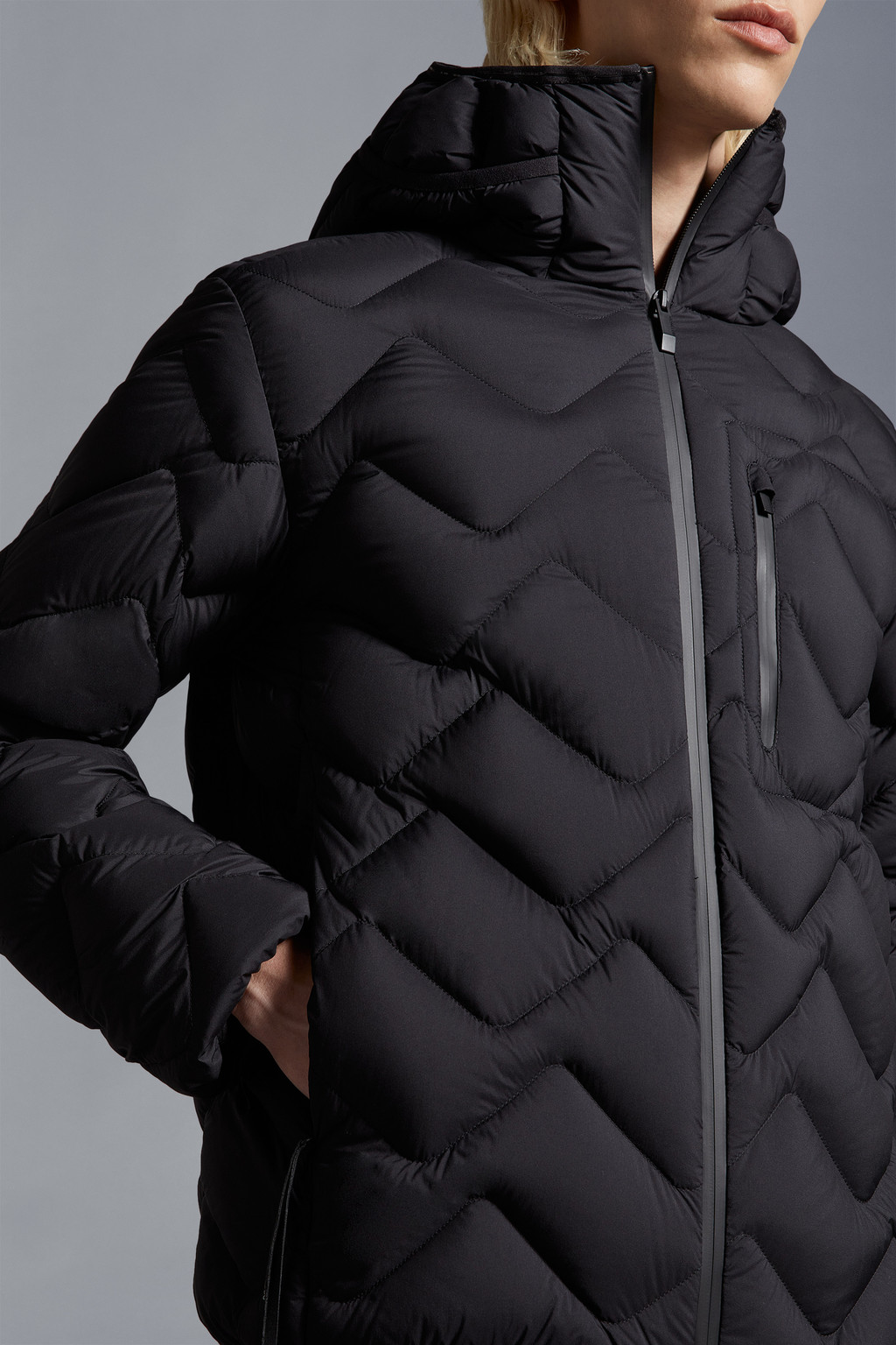 Steliere Short Down Jacket