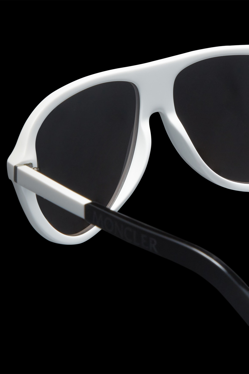Roque Pilot Sunglasses