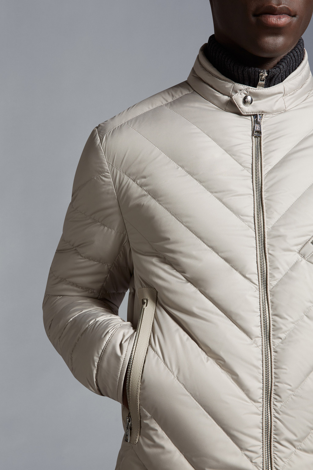 Tajuna Short Down Jacket