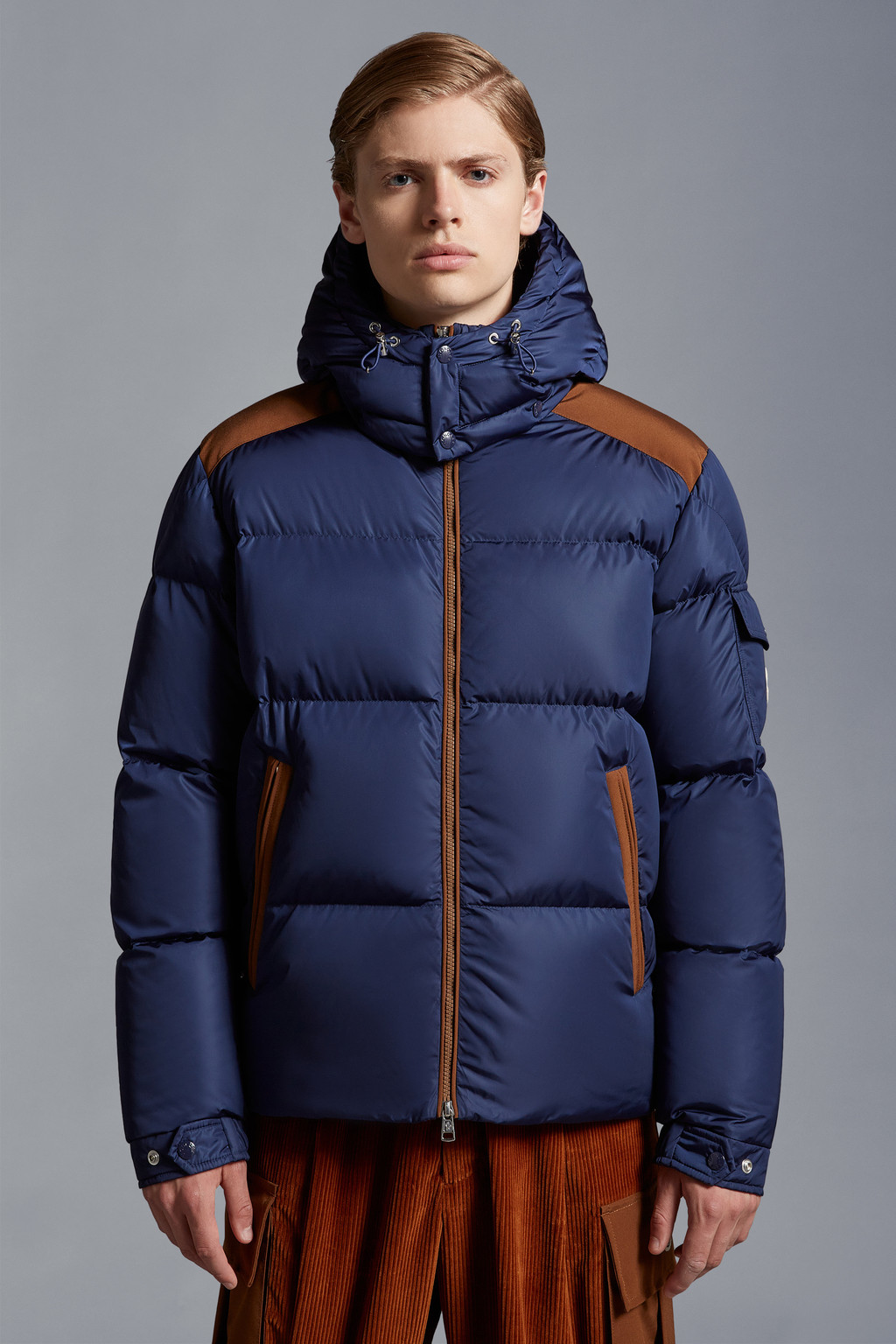 Kitinen Short Down Jacket