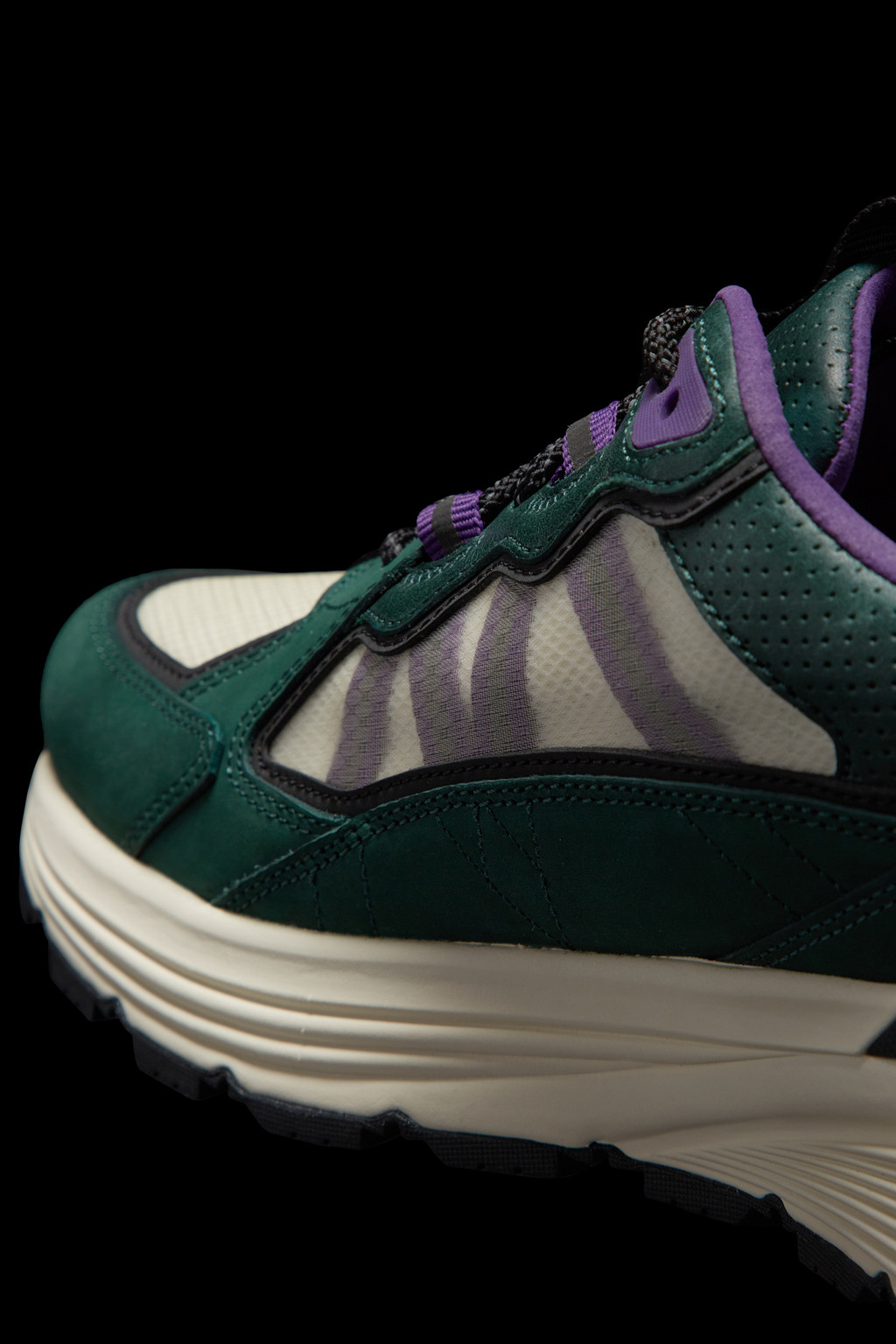 Lite Runner Sneakers