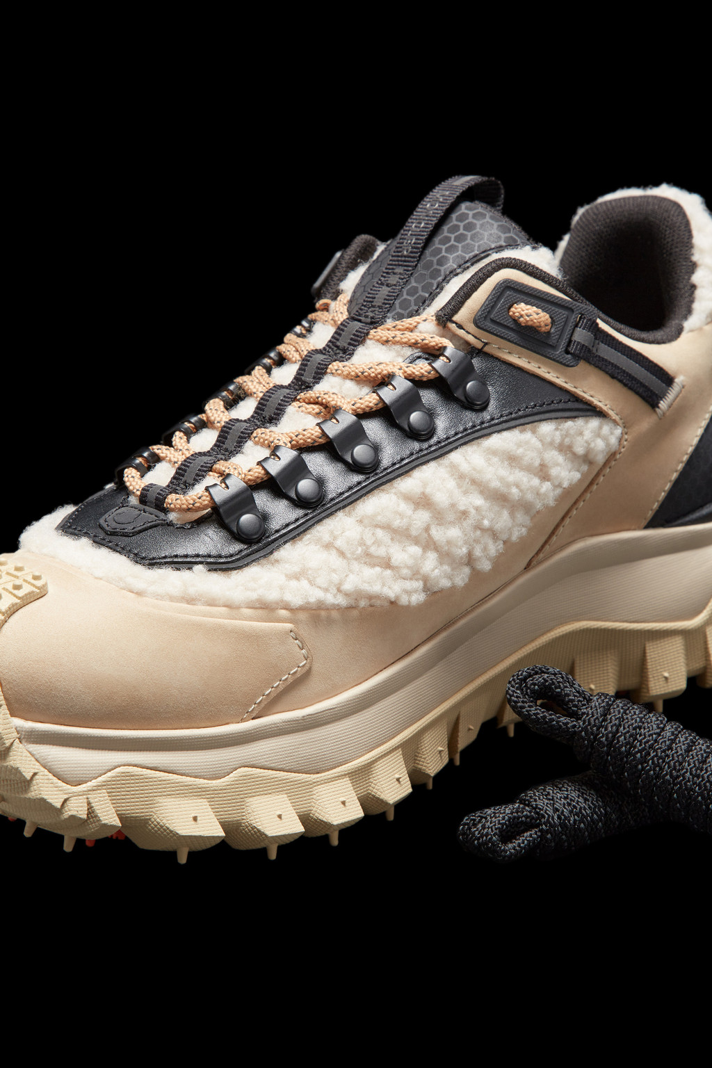 Trailgrip Sneakers