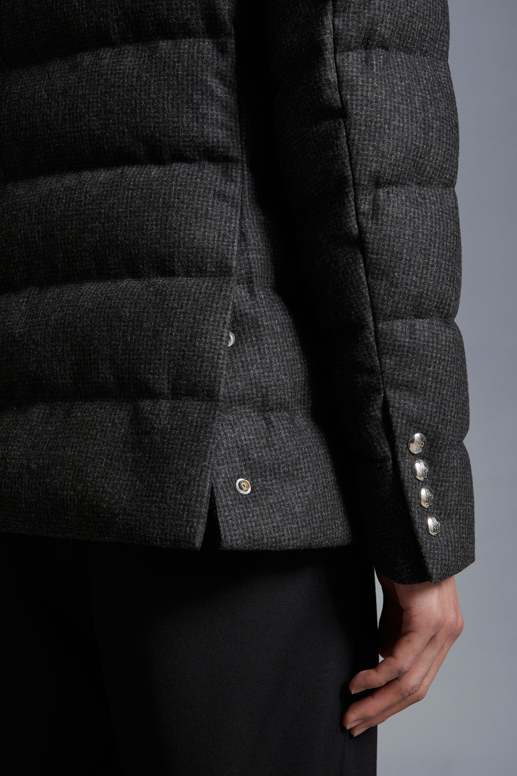 Yathkyed Short Down Jacket