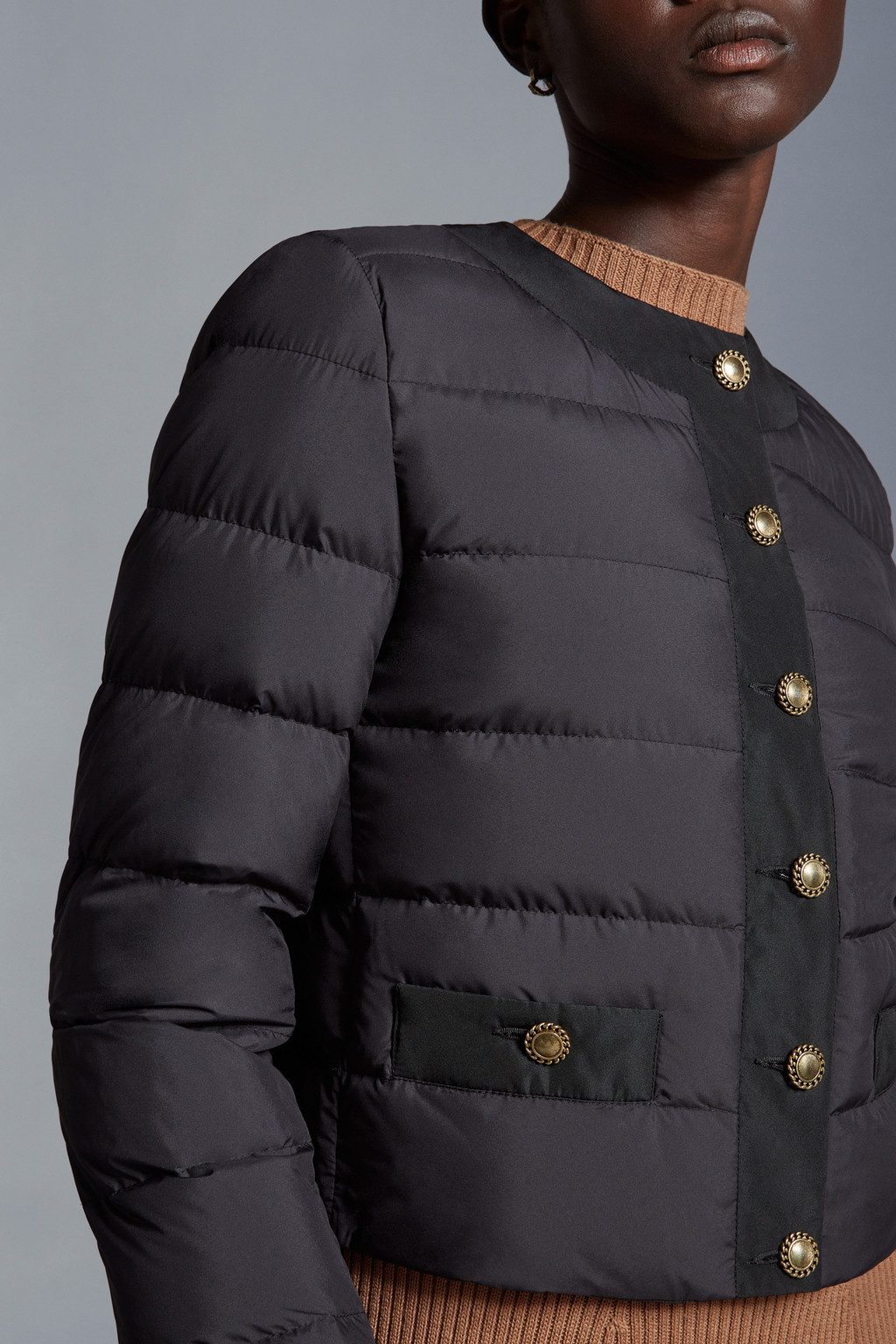 Salouen Short Down Jacket