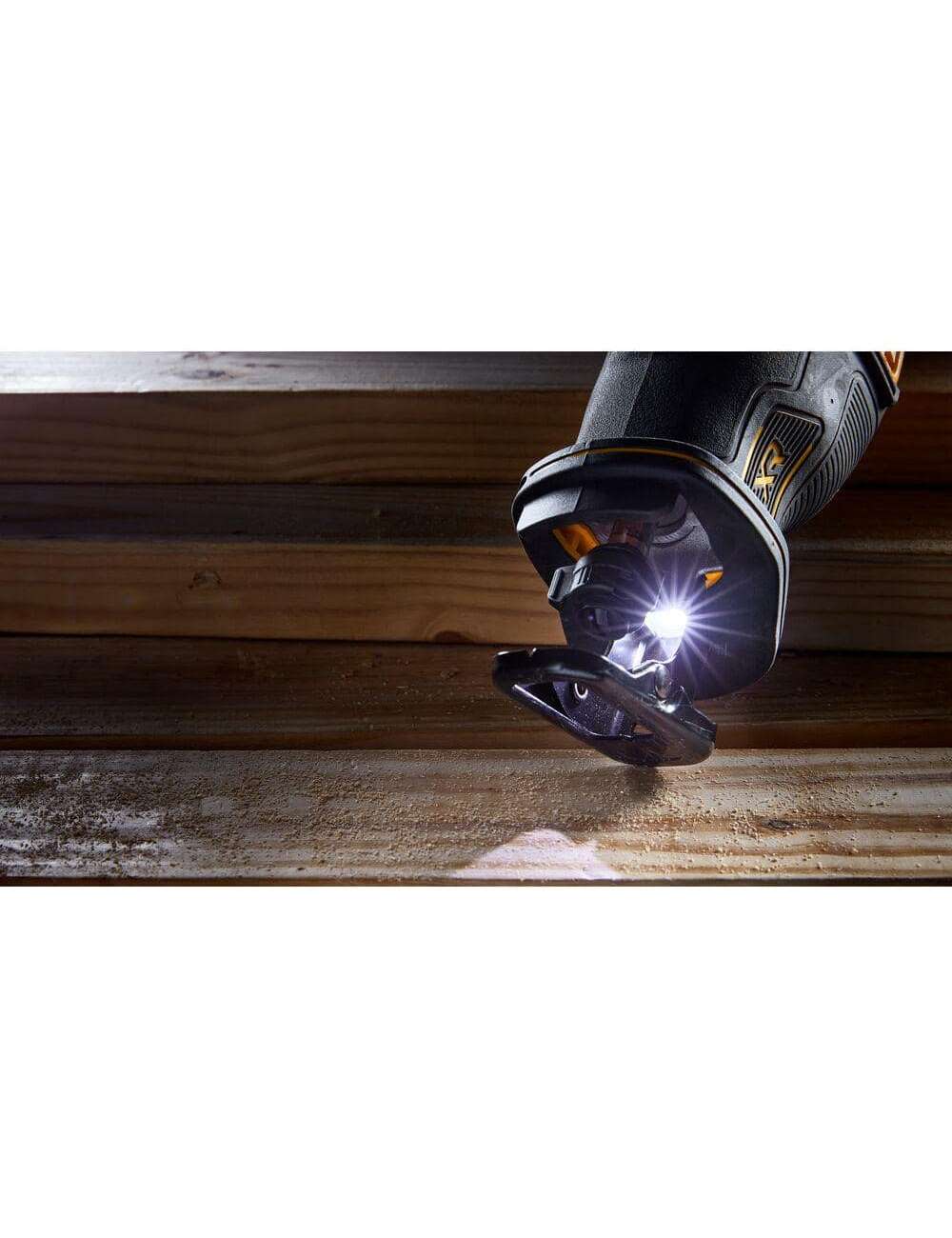 20-Volt MAX XR Cordless Brushless Reciprocating Saw with 20-Volt MAX XR Premium Lithium-Ion 6.0Ah and 4.0Ah Starter Kit