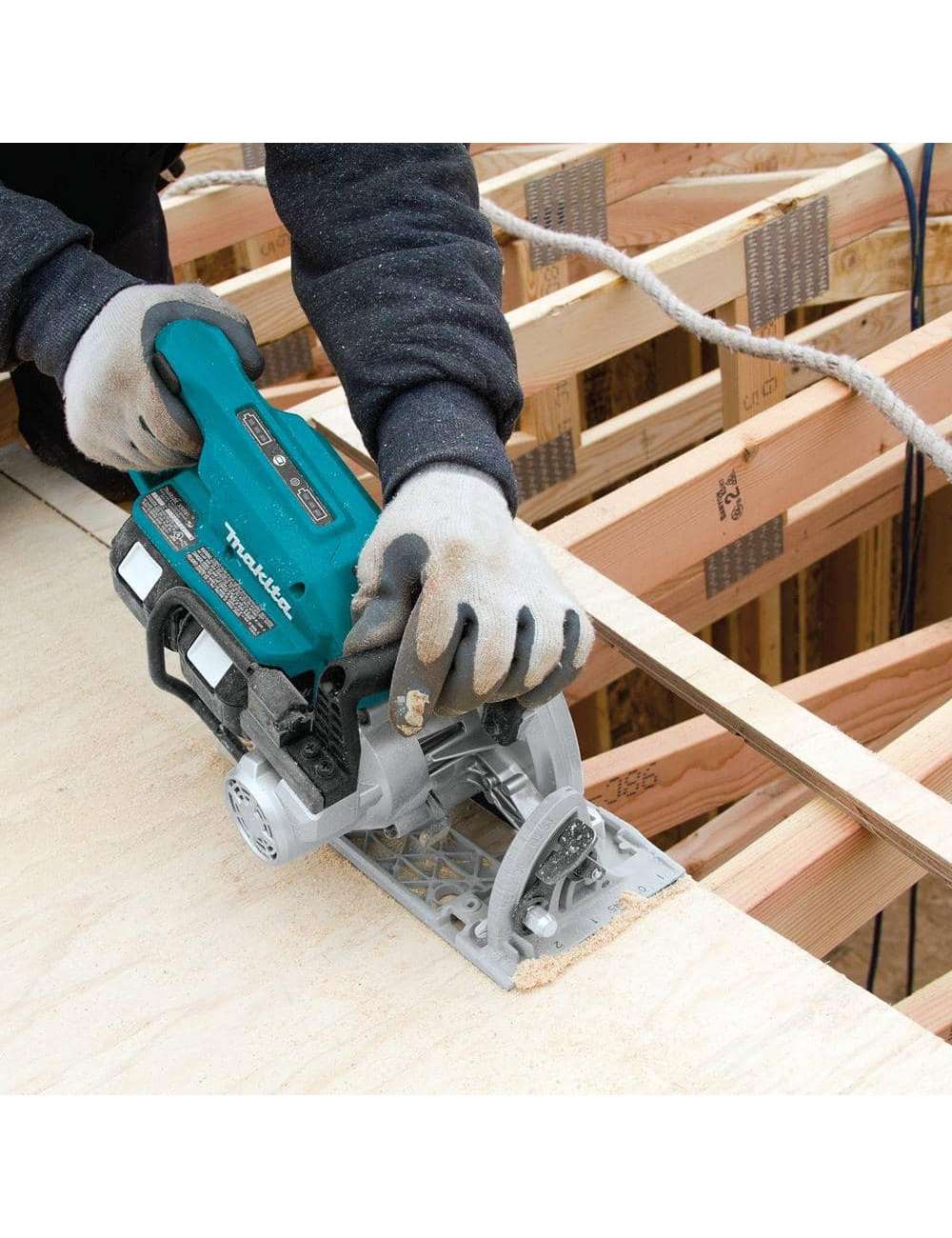 18V X2 LXT Lithium-Ion (36V) Brushless Cordless Rear Handle 7-1/4 in. Circular Saw w/BONUS 5.0Ah Battery 2 Pack
