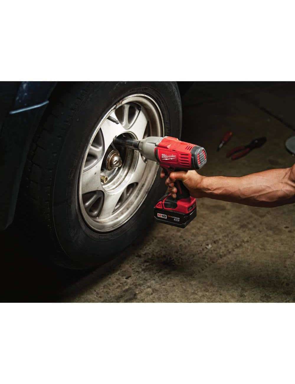 M18/M12 12V/18V 3/8 in. Ratchet and 1/2 in. Impact Wrench Cordless w/1/2 in. SAE Impact Sockets Combo Kit