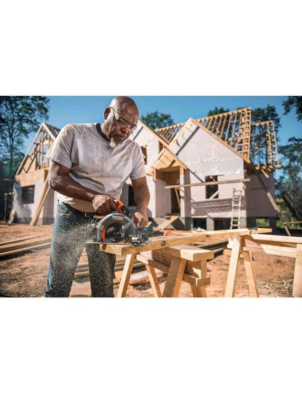 18V Brushless Cordless 7-1/4 in. Circular Saw (Tool Only)