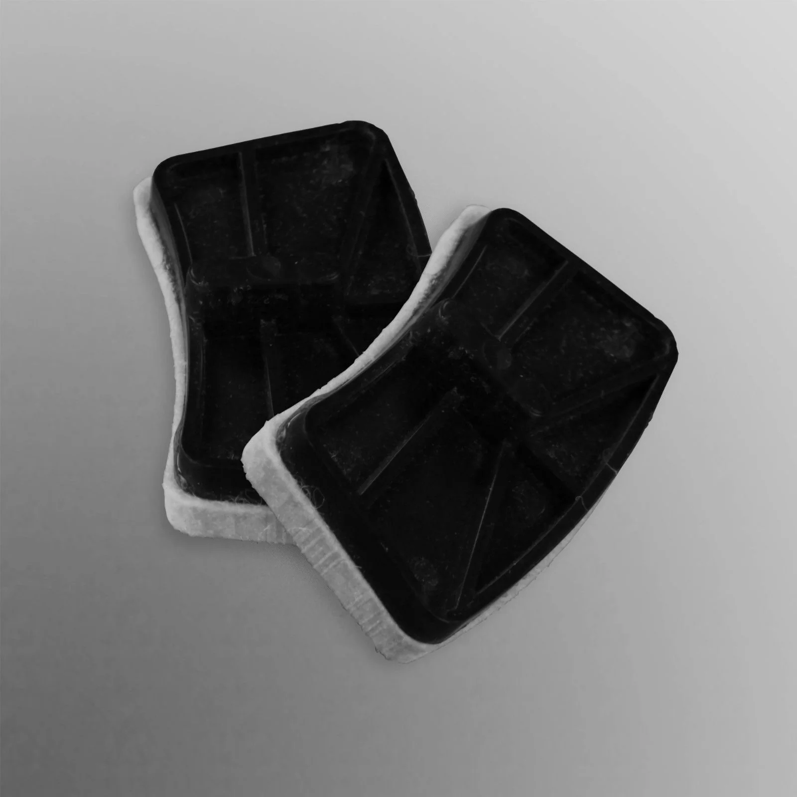 RevXtremeIndoor Cycle S1000 Replacement Resistance Pads. WHITE-BLACK
