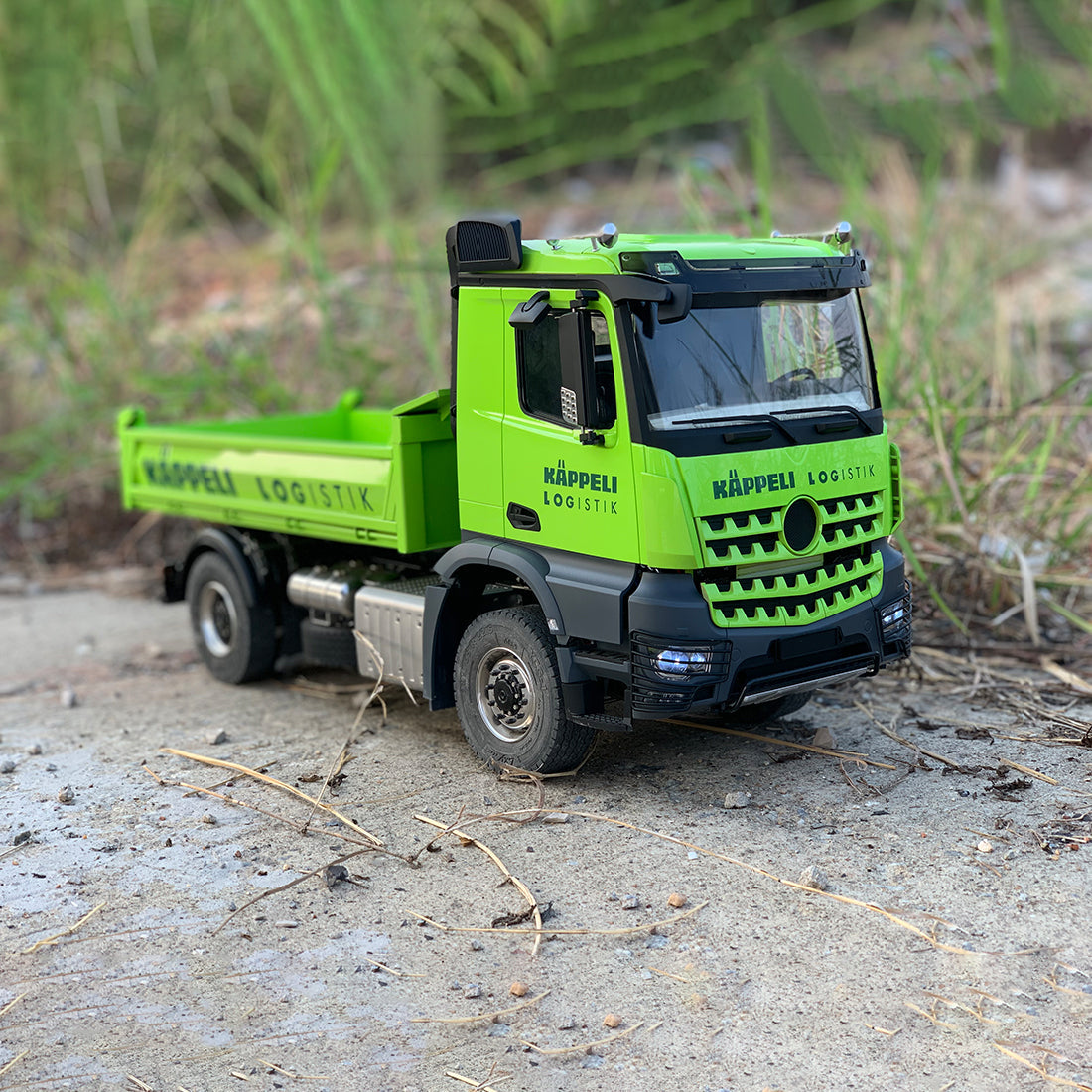 LXY RC 1/14 4×4 RC Dump Truck Cargo Truck Construction Machinery Vehicle Car Model