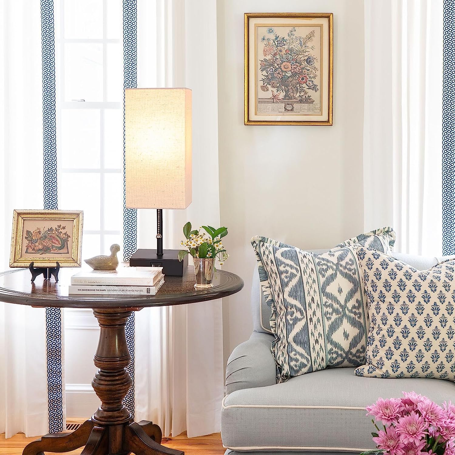 GGOYING Bedside Table Lamp, Pull Chain Table Lamp with Dual USB Charging Ports, 2700K LED Bulb, Fabric Linen Lampshade, Nightstand Lamp for Livingroom Bedroom Office Reading Working