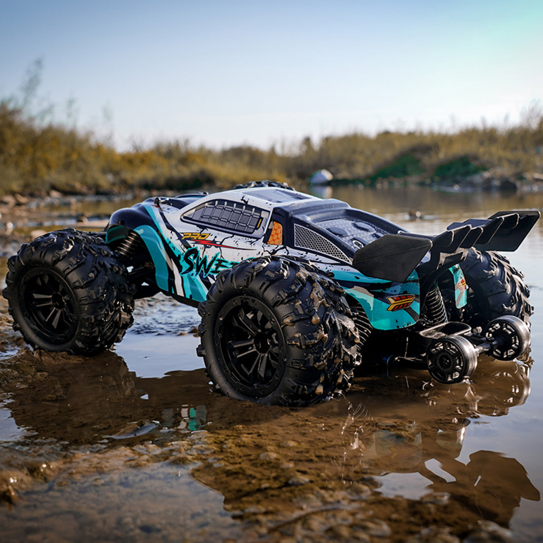 SUCHIYU 1/16 4WD 70+KM/H 2.4G RC Electric Brushless All-terrain Off-road Monster Truck Vehicle Toys Gifts