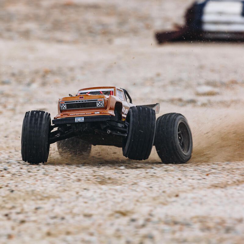 1/10 OUTCAST 4WD 4S BLX BRUSHLESS STUNT TRUCK WITH SPEKTRUM RTR, BRONZE