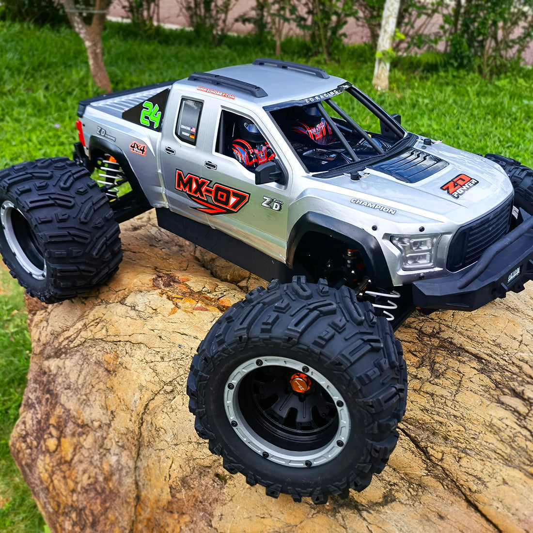 ZD Racing MX-07 1/7 2.4G 4WD RC Monster Remote Control Off-road Car - RTR Version
