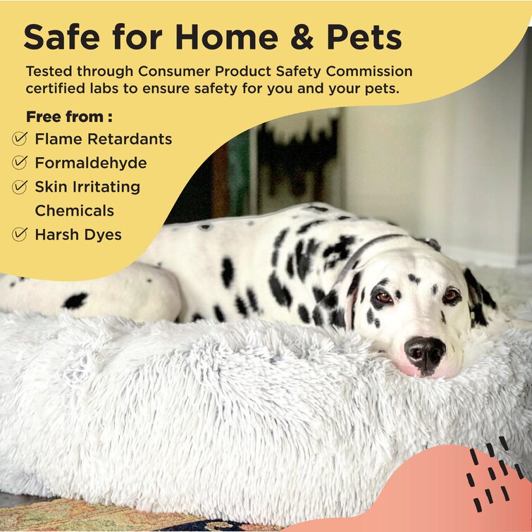 Best Friends by Sheri The Original Calming Donut Cat and Dog Bed