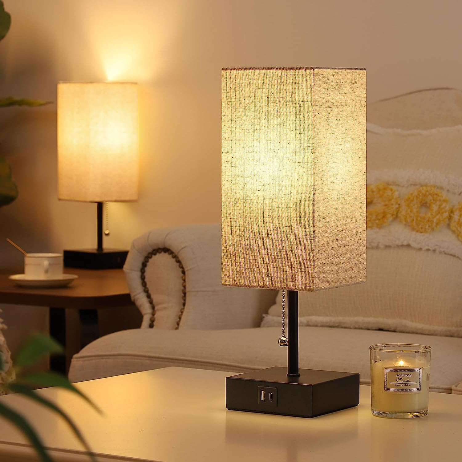 GGOYING Bedside Table Lamp, Pull Chain Table Lamp with Dual USB Charging Ports, 2700K LED Bulb, Fabric Linen Lampshade, Nightstand Lamp for Livingroom Bedroom Office Reading Working