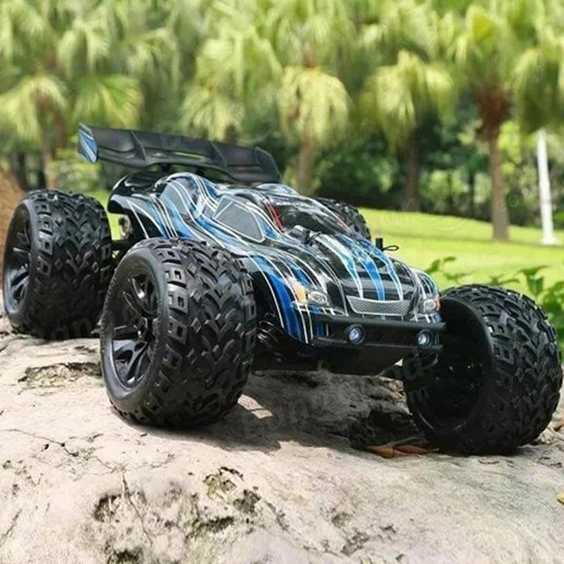 JLB Racing 21101 1/10 2.4G 4WD Off-road Splashproof Flip Brushless Off-road RC Car Remote Control Truck - RTR