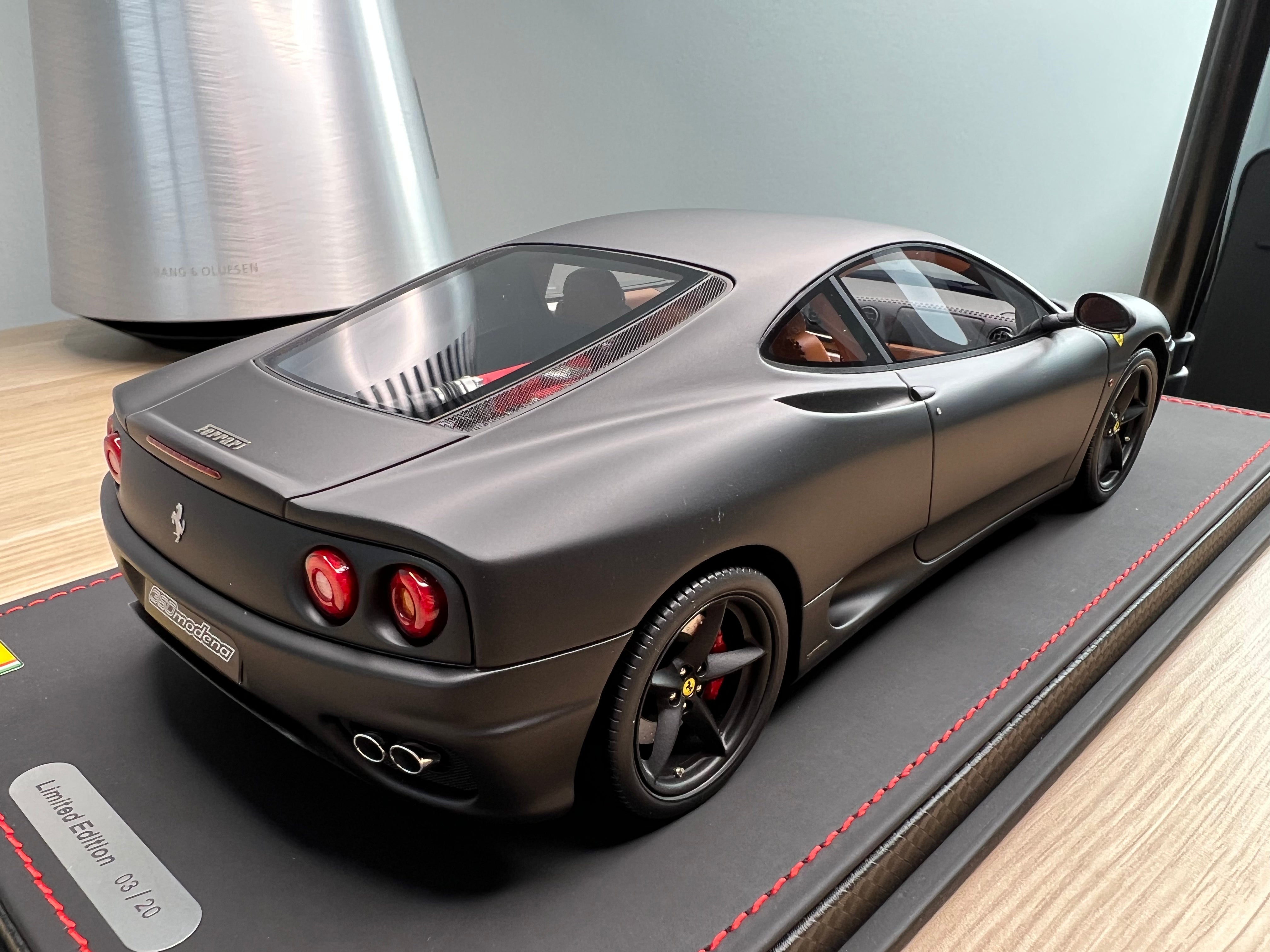 Ferrari 360 Modena - matte black edition - 1:18