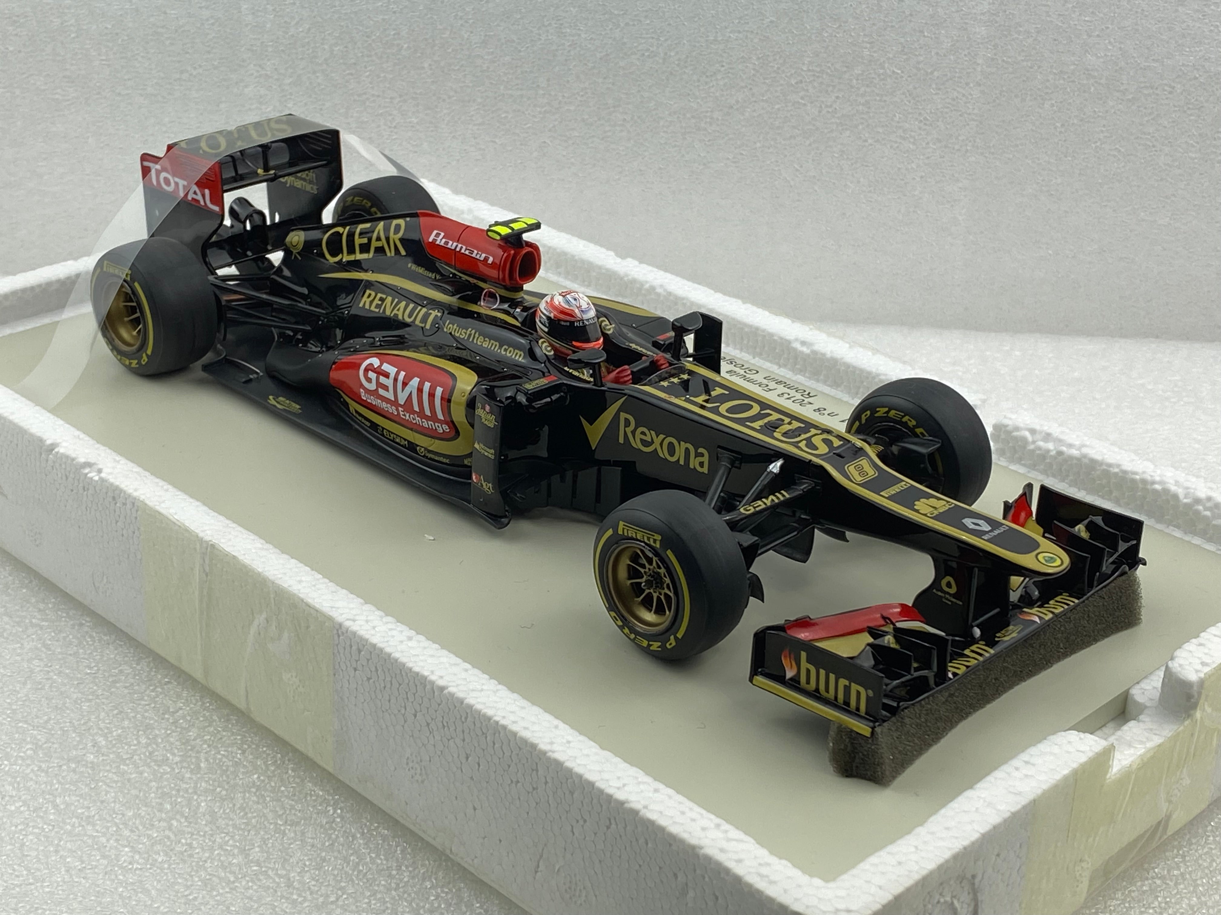 Spark 1:18 Lotus F1 E21 #8 GP Australian 2013 Romain Grosjean 18S099 (Clearance Final Sale)