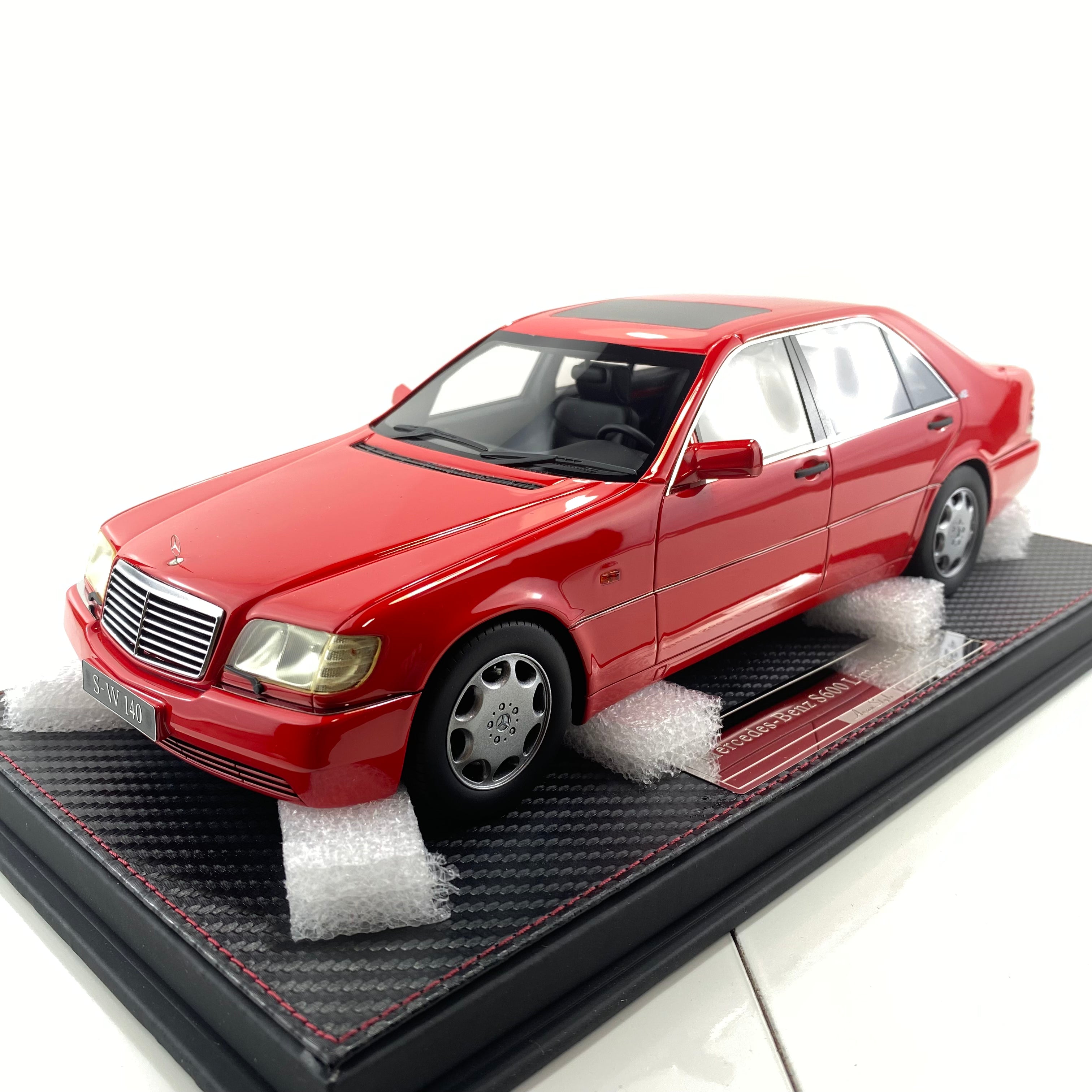 Frontiart AvanStyle 1:18 Mercedes Benz S600 W140 Limousine 1997 Red AS007-06