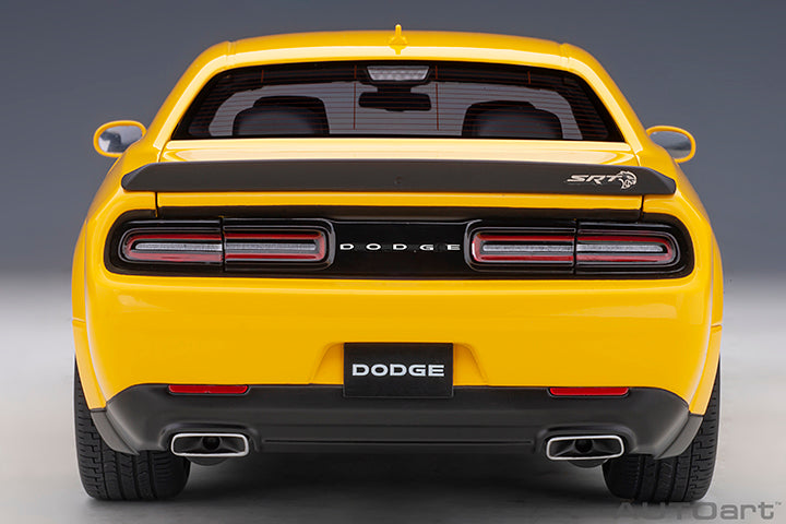 DODGE CHALLENGER SRT HELLCAT WIDEBODY 2018 (YELLOW JACKET/SATIN BLACK PAINTED HOOD)