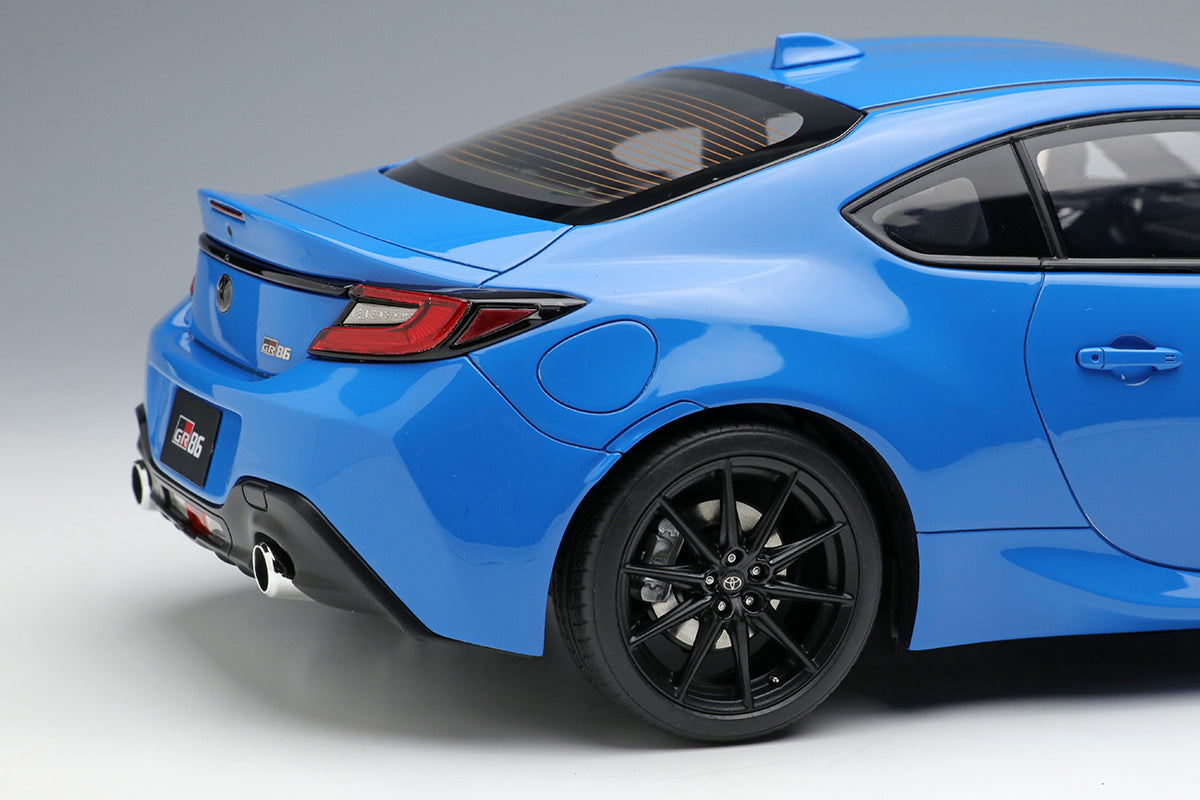*PREORDER* Make Up Co., Ltd / IDEA 1:18 Toyota GR86 (RZ) 2021 Edition