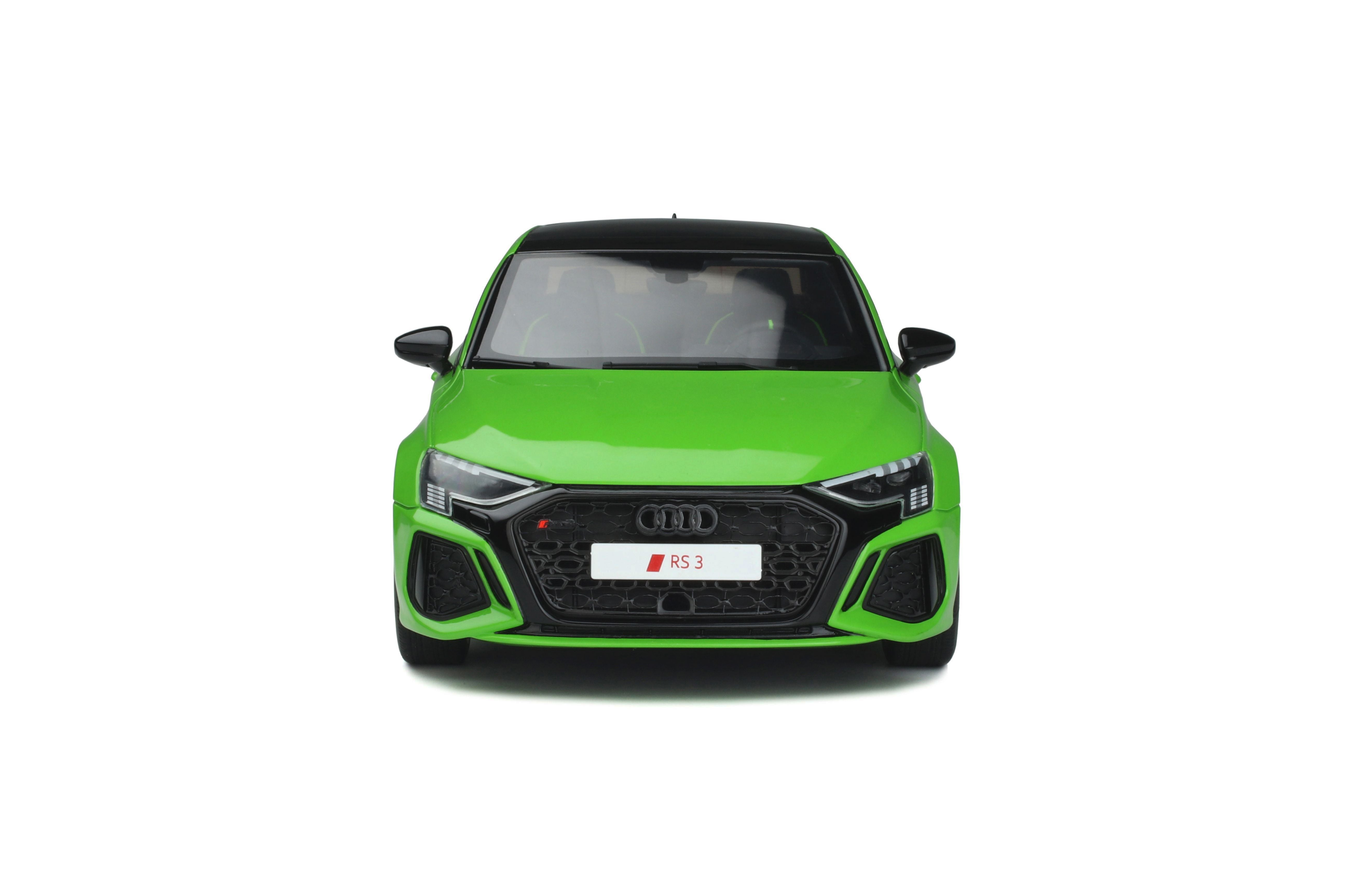 GT Spirit 1:18 Audi RS3 Sedan 2021 GT414