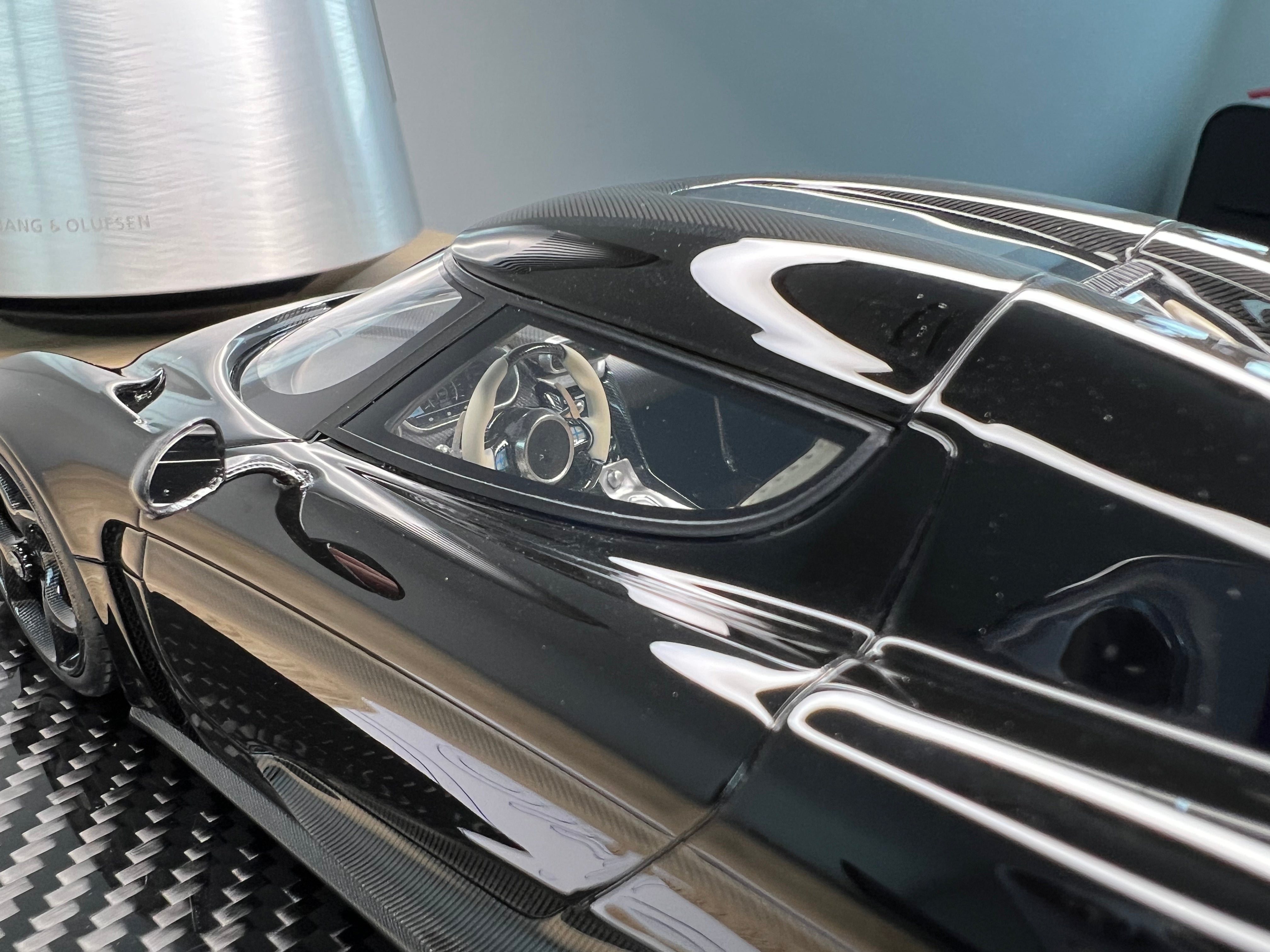 Koenigsegg Regera 7152 - 1:18